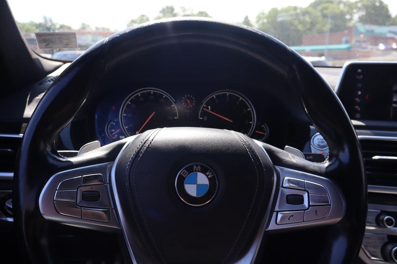 BMW 7-Series 750i 2018