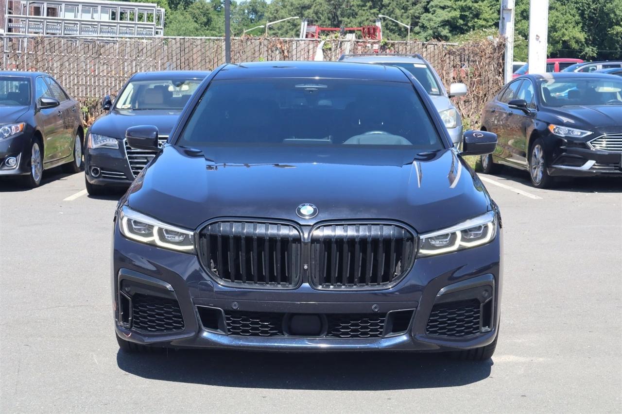 BMW 7-Series 740i 2021