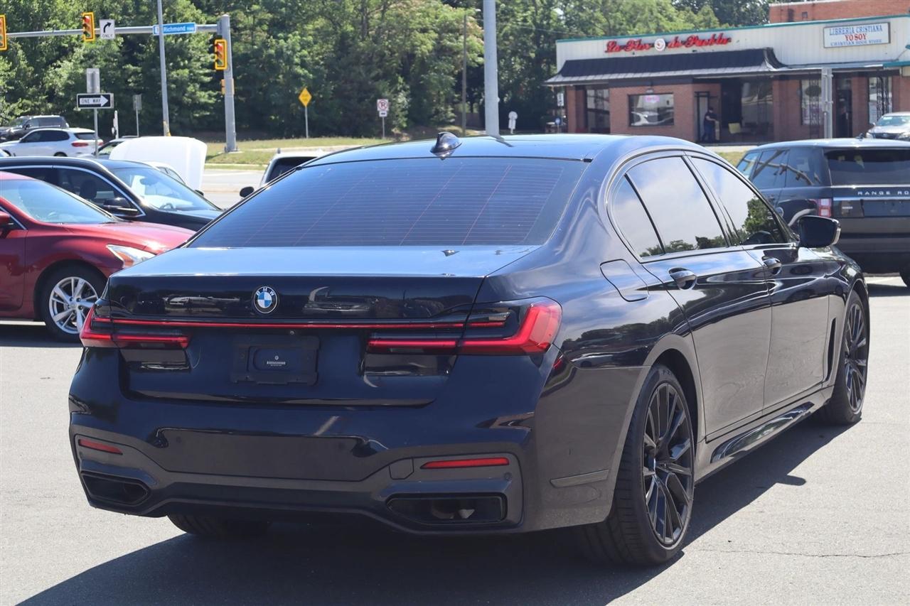 BMW 7-Series 740i 2021