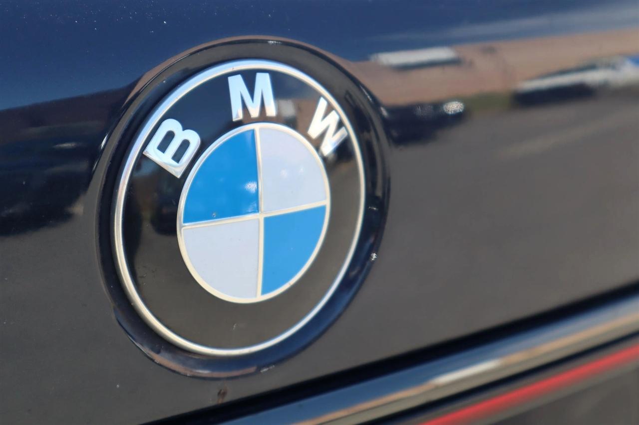 BMW 7-Series 740i 2021