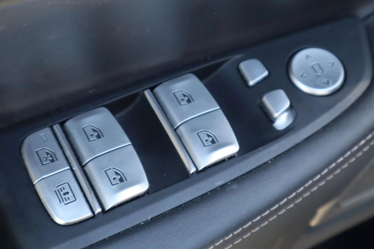 BMW 7-Series 740i 2021