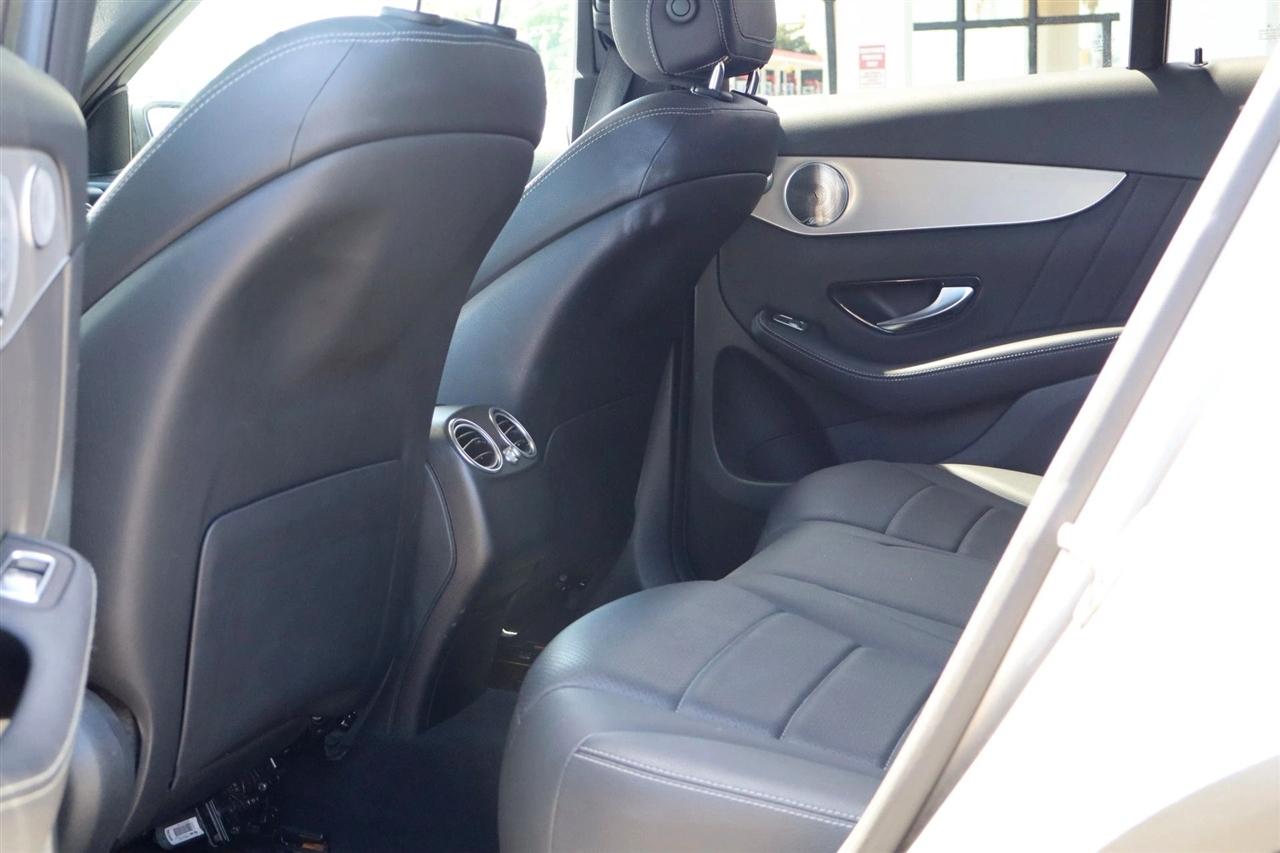 Mercedes-Benz GLC-Class GLC300 4MATIC 2019