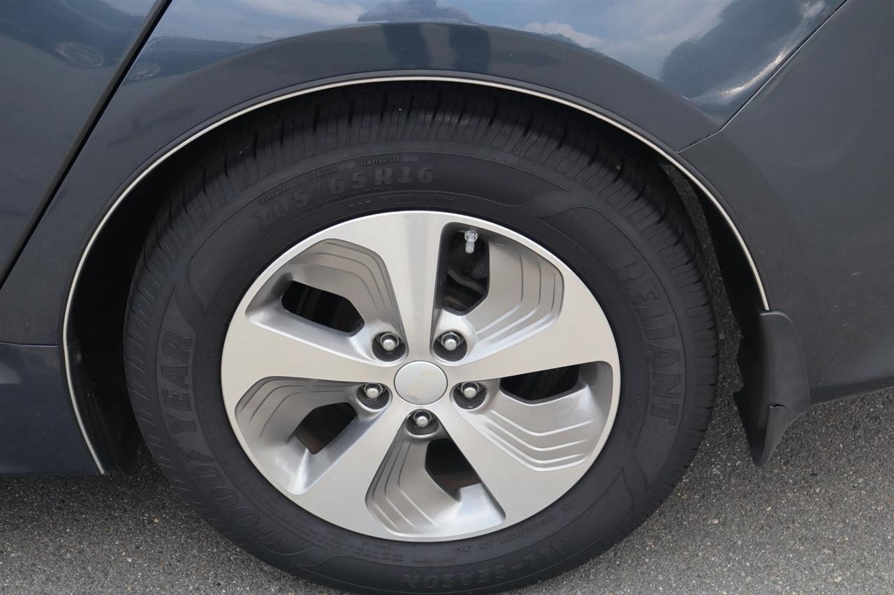 Kia Optima Hybrid LX 2015