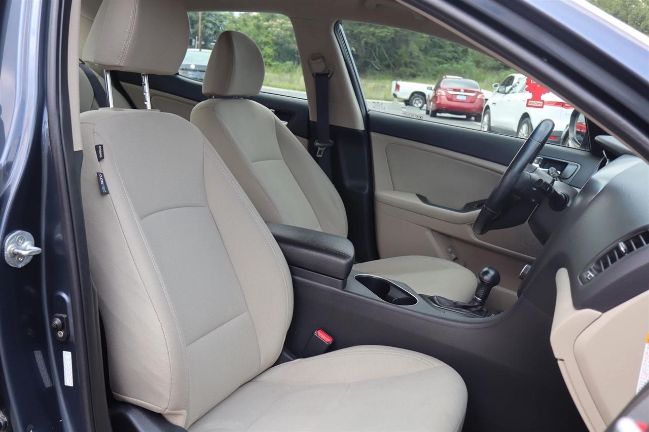 Kia Optima Hybrid LX 2015