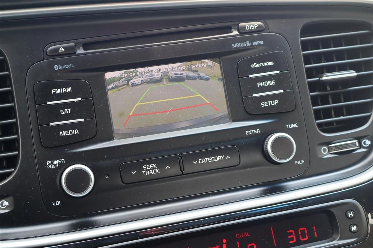 Kia Optima Hybrid LX 2015