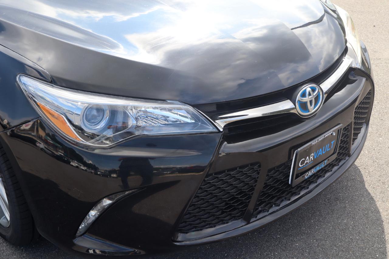 Toyota Camry Hybrid SE 2015