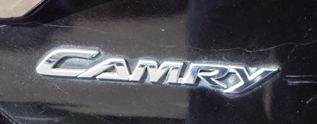 Toyota Camry Hybrid SE 2015