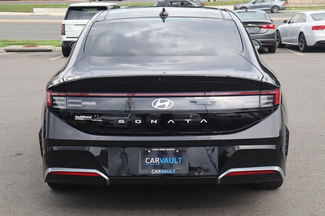 Hyundai Sonata SEL 2025