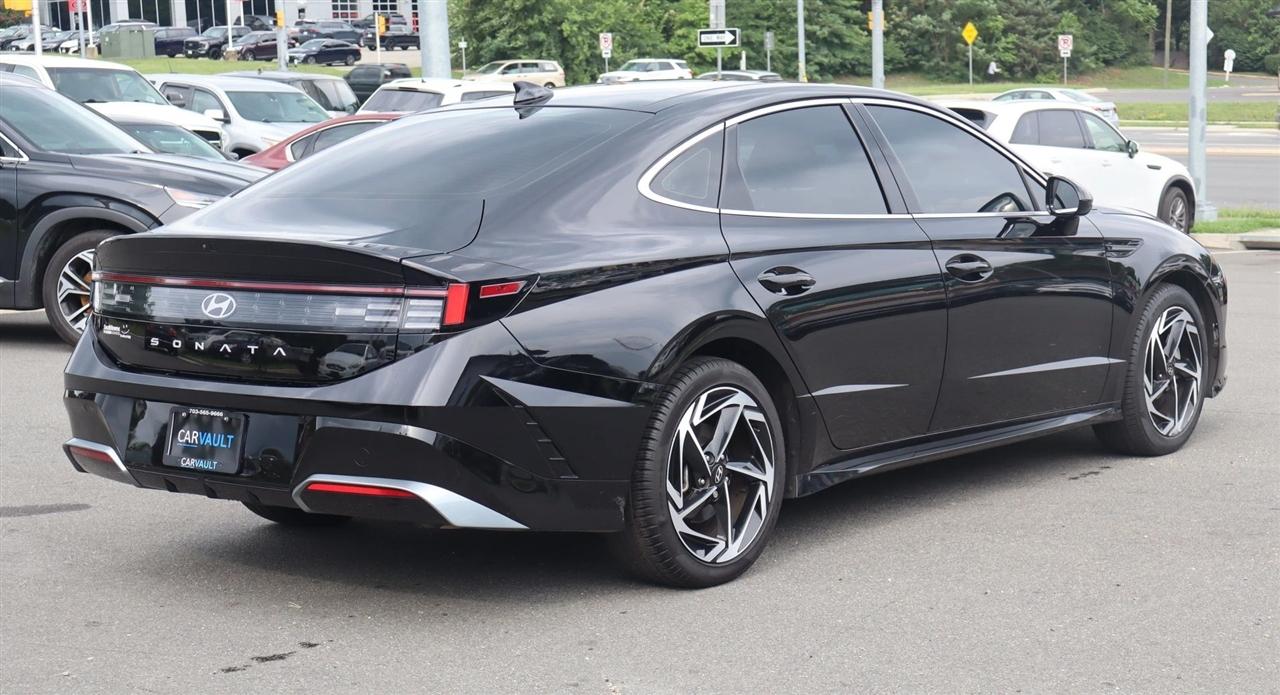 Hyundai Sonata SEL 2025