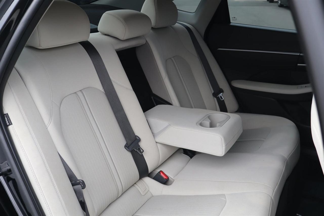 Hyundai Sonata SEL 2025