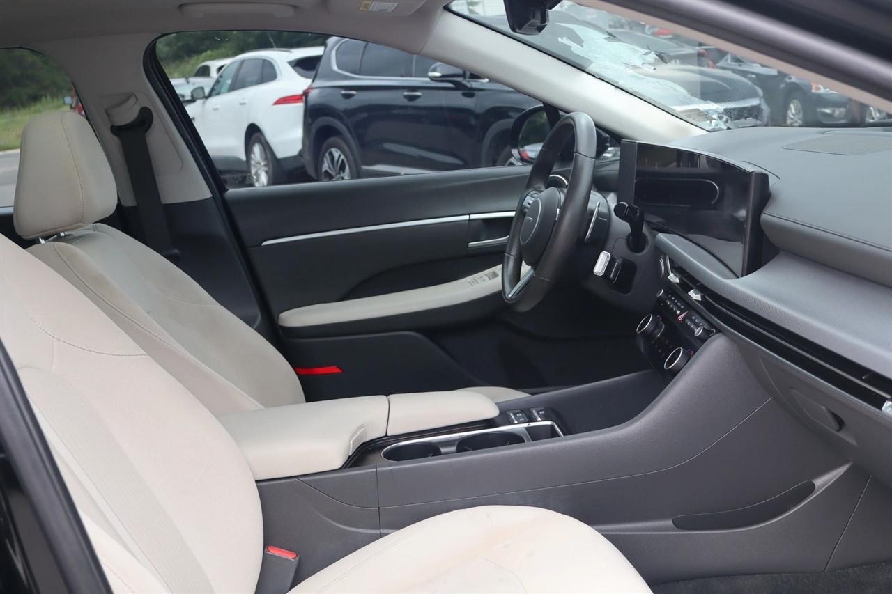 Hyundai Sonata SEL 2025