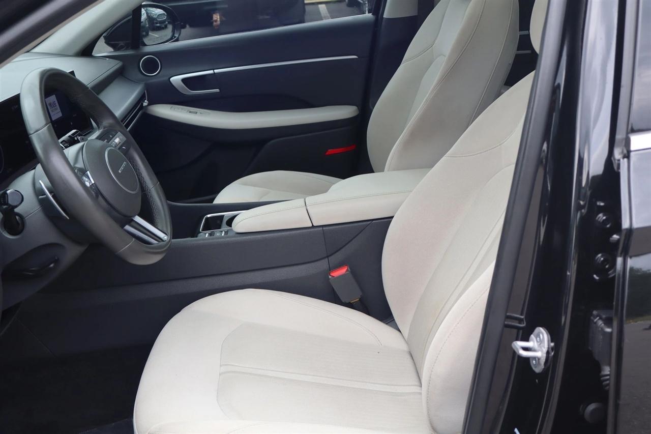 Hyundai Sonata SEL 2025