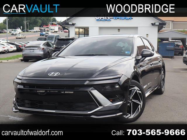 Black 2025 Hyundai Sonata Sedan Front-Wheel Drive 8-Speed Automatic