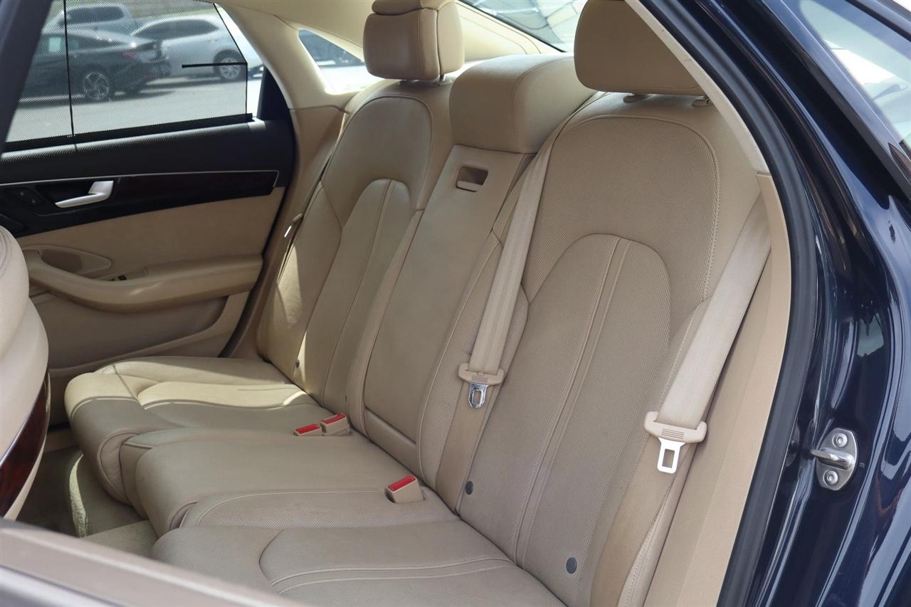 Audi A8 3.0 Sedan L quattro Tiptronic 2013