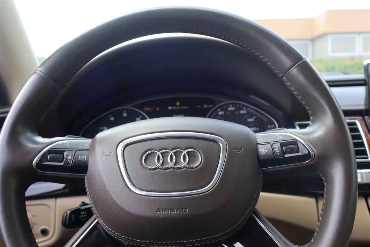 Audi A8 3.0 Sedan L quattro Tiptronic 2013