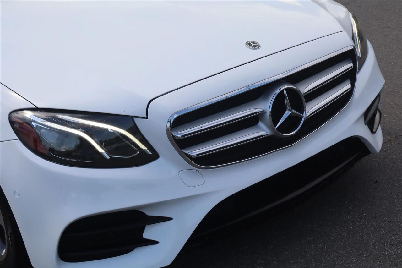 Mercedes-Benz E-Class E300 Luxury Sedan 2018