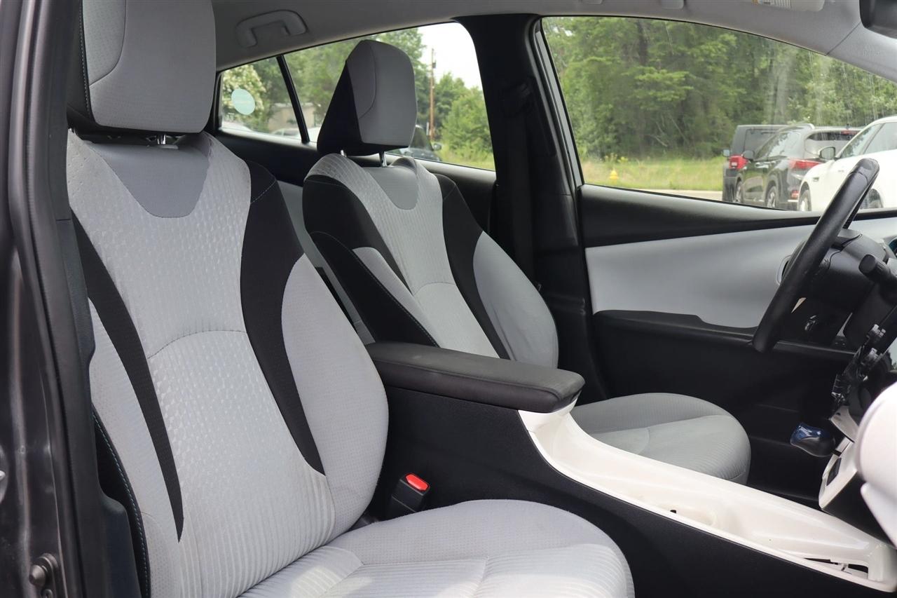 Toyota Prius Two Eco 2017