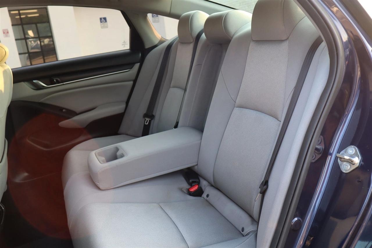 Honda Accord LX CVT 2018