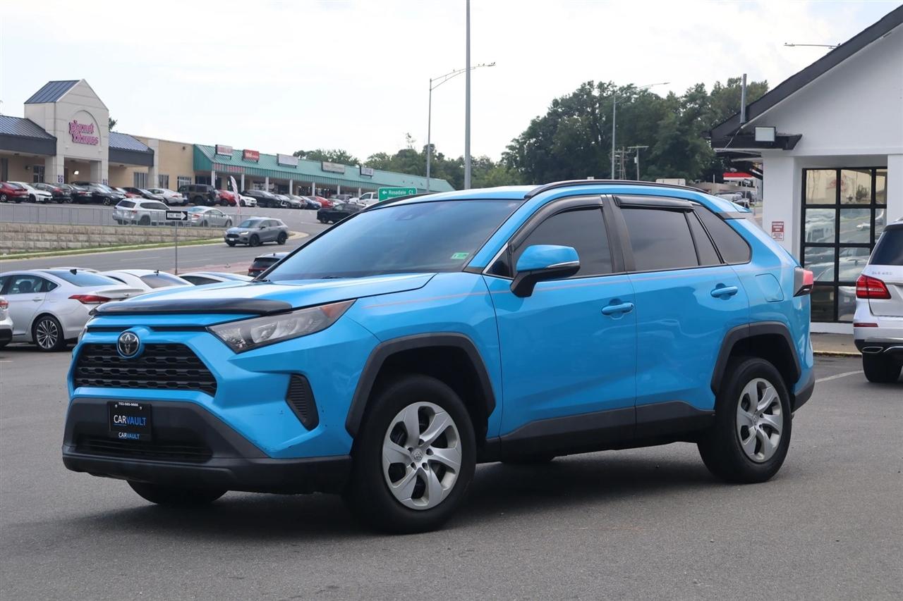 Toyota RAV4 LE 2020