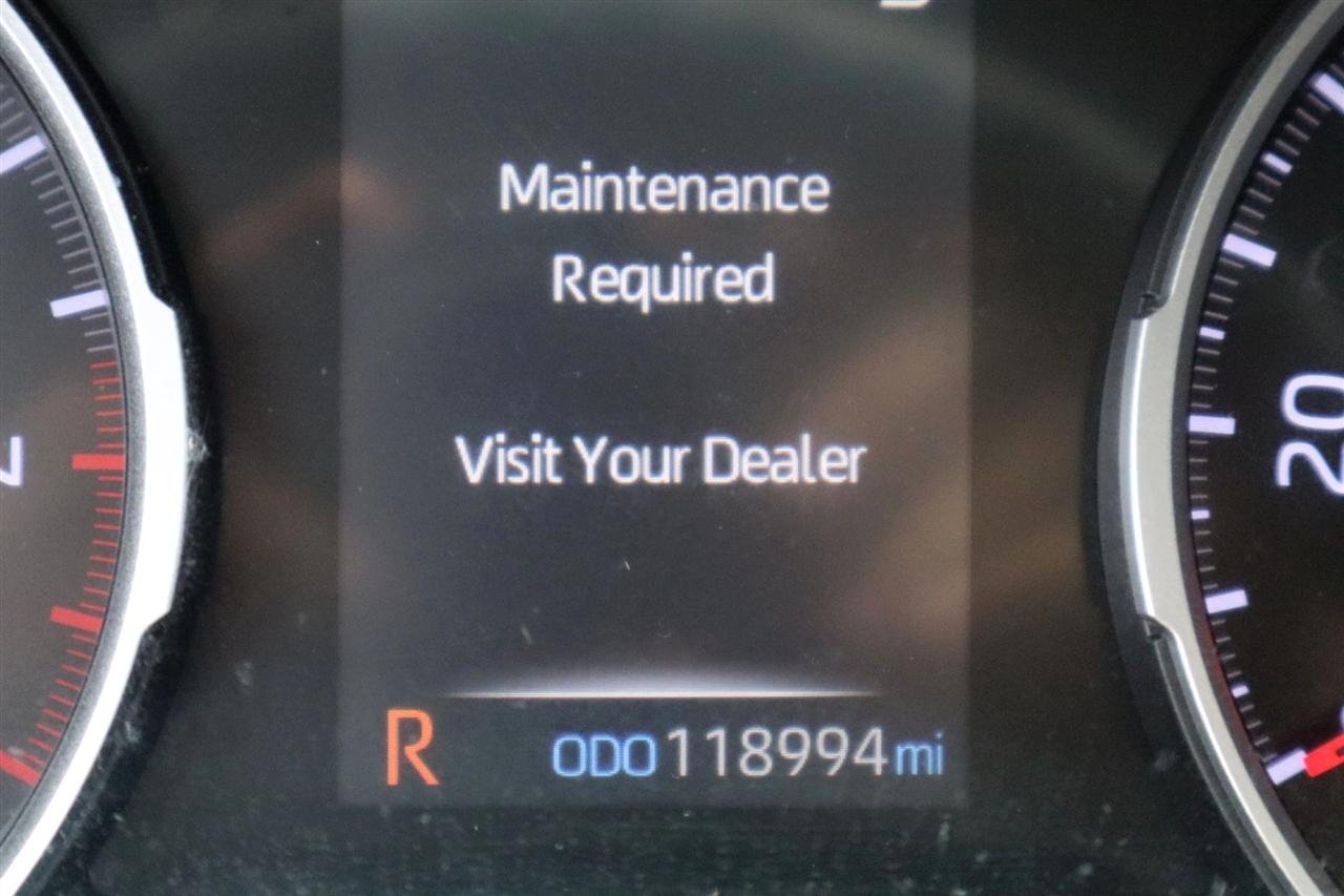 Toyota RAV4 LE 2020