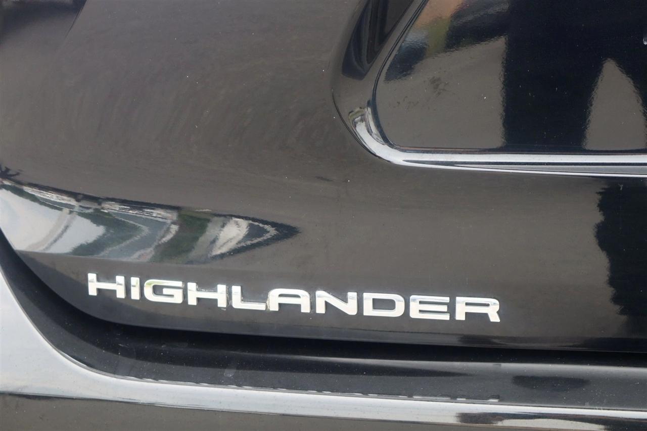 Toyota Highlander Limited AWD V6 2021