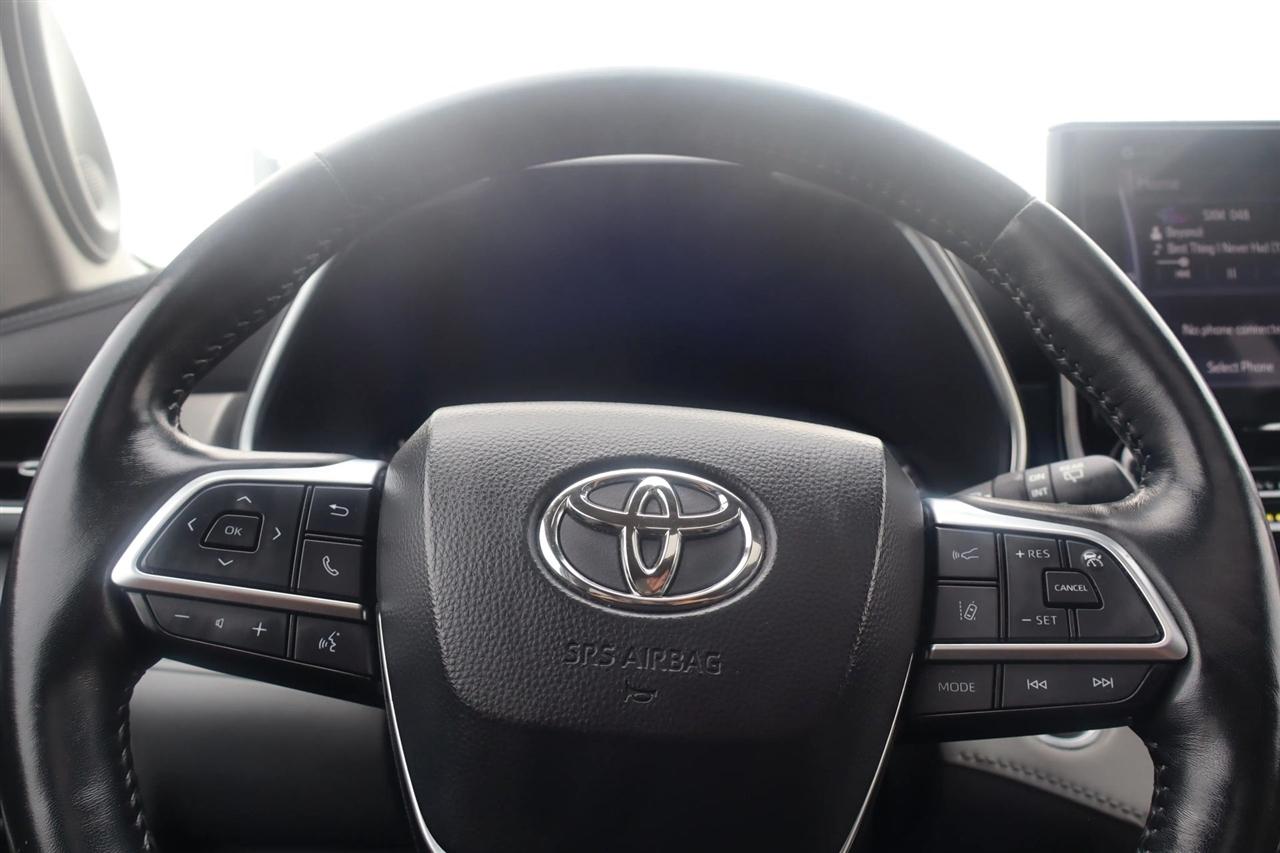Toyota Highlander Limited AWD V6 2021