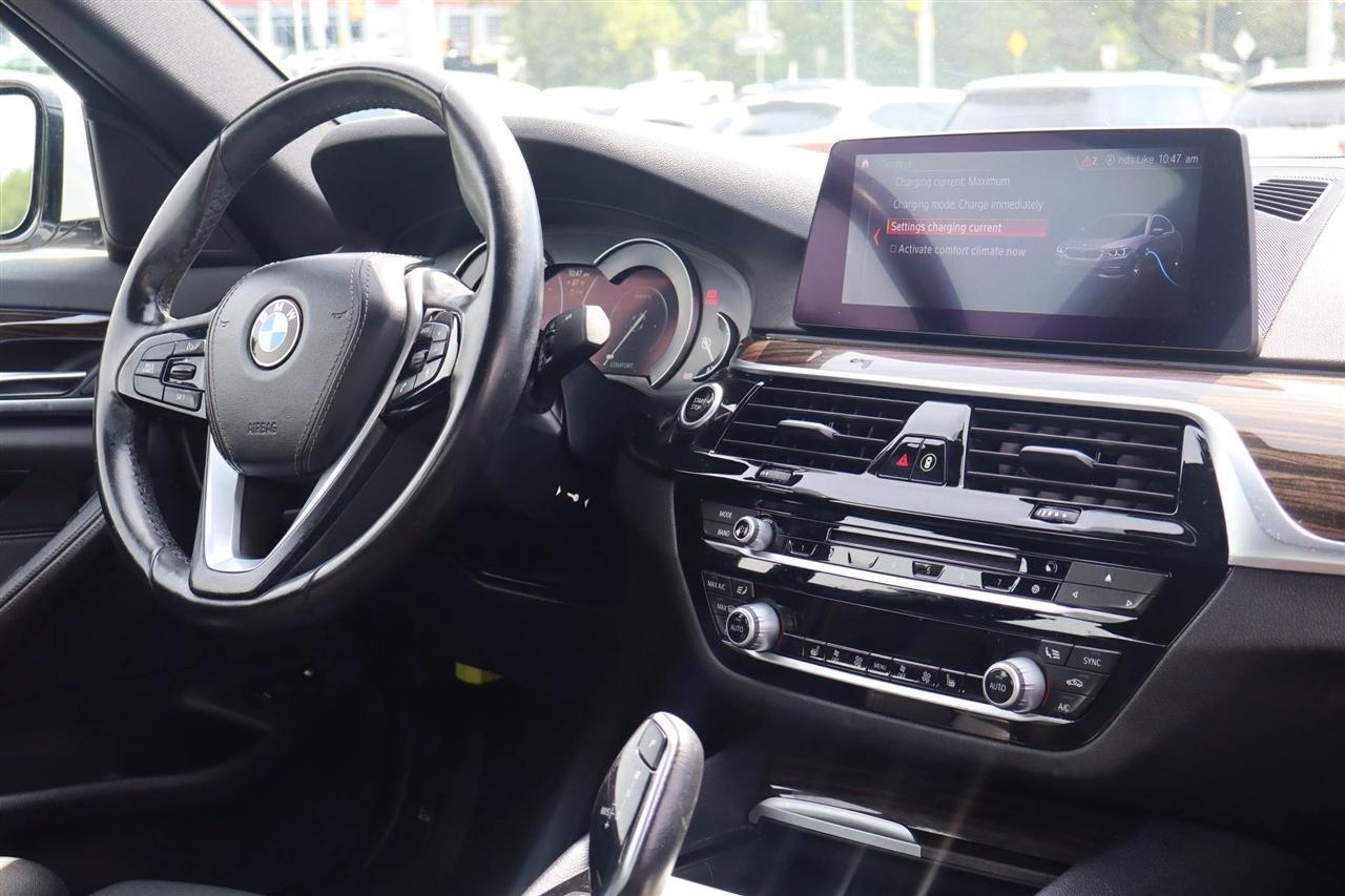 BMW 5-Series 530e iPerformance 2019