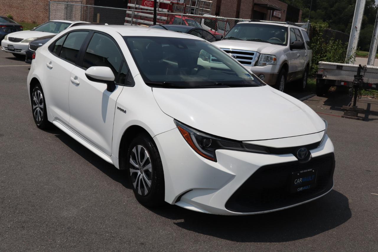 Toyota Corolla LE Hybrid 2021
