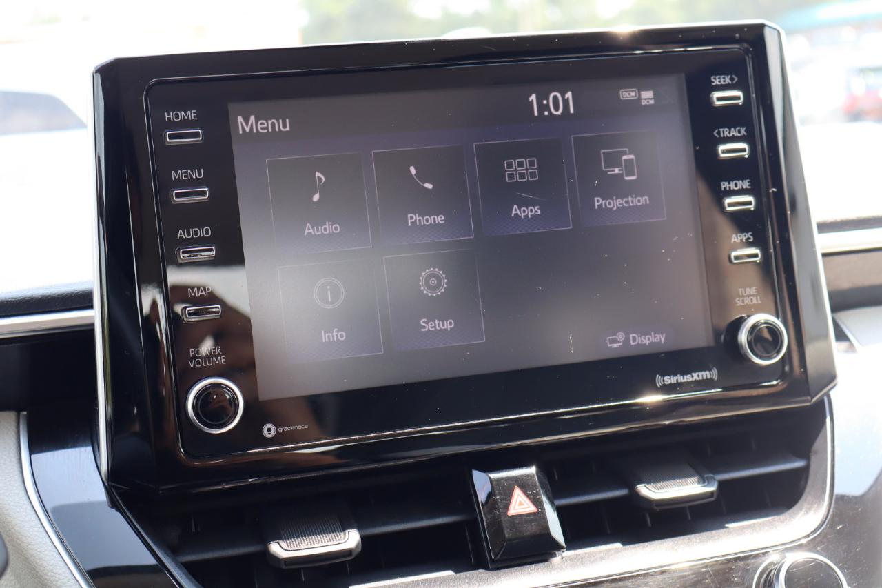Toyota Corolla LE Hybrid 2021