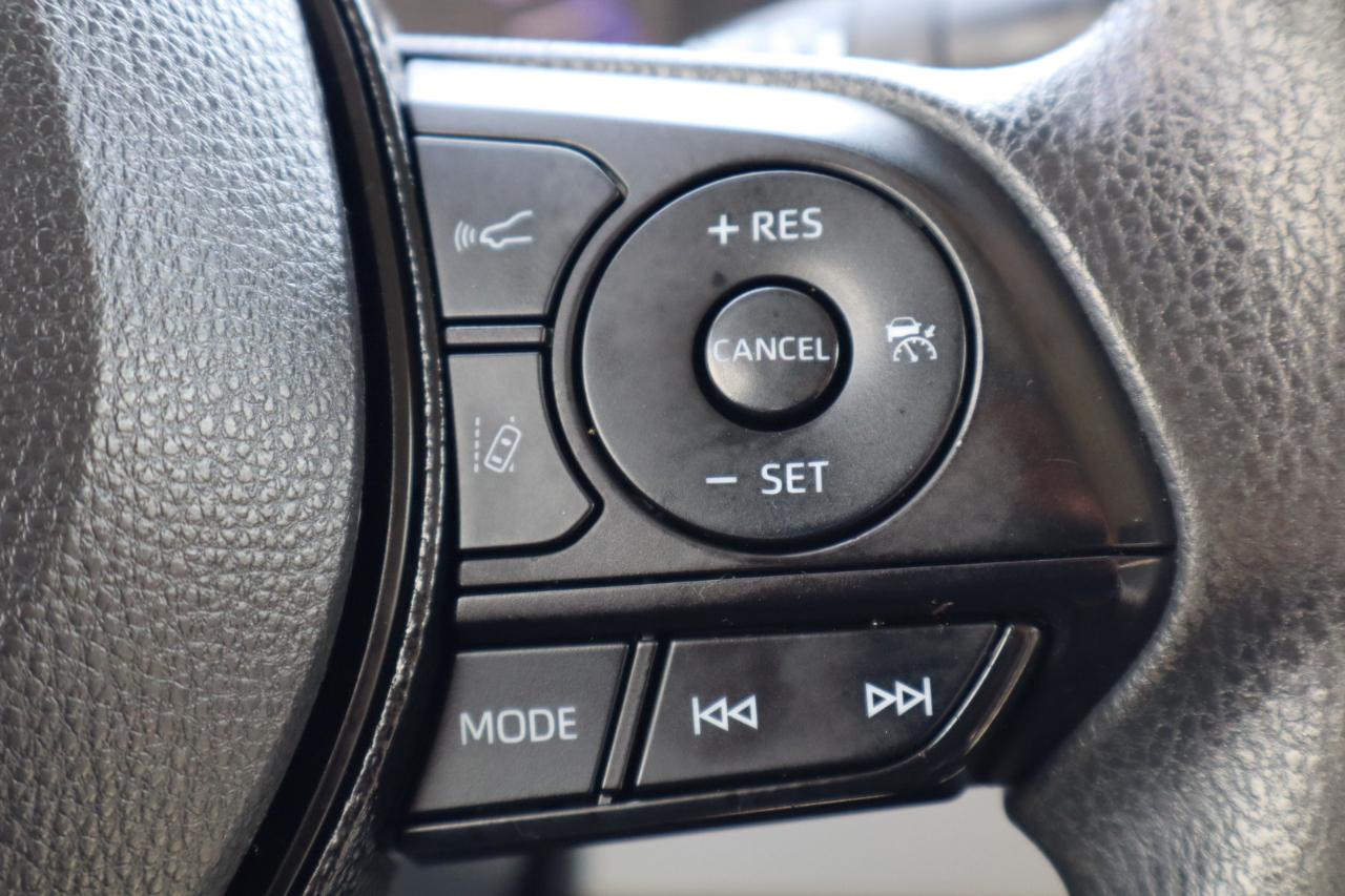 Toyota Corolla LE Hybrid 2021