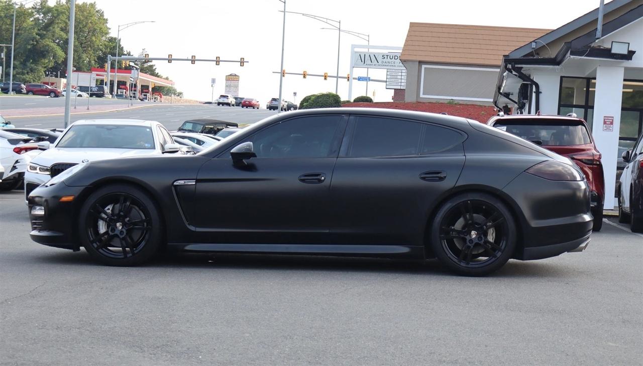 Porsche Panamera S 2012