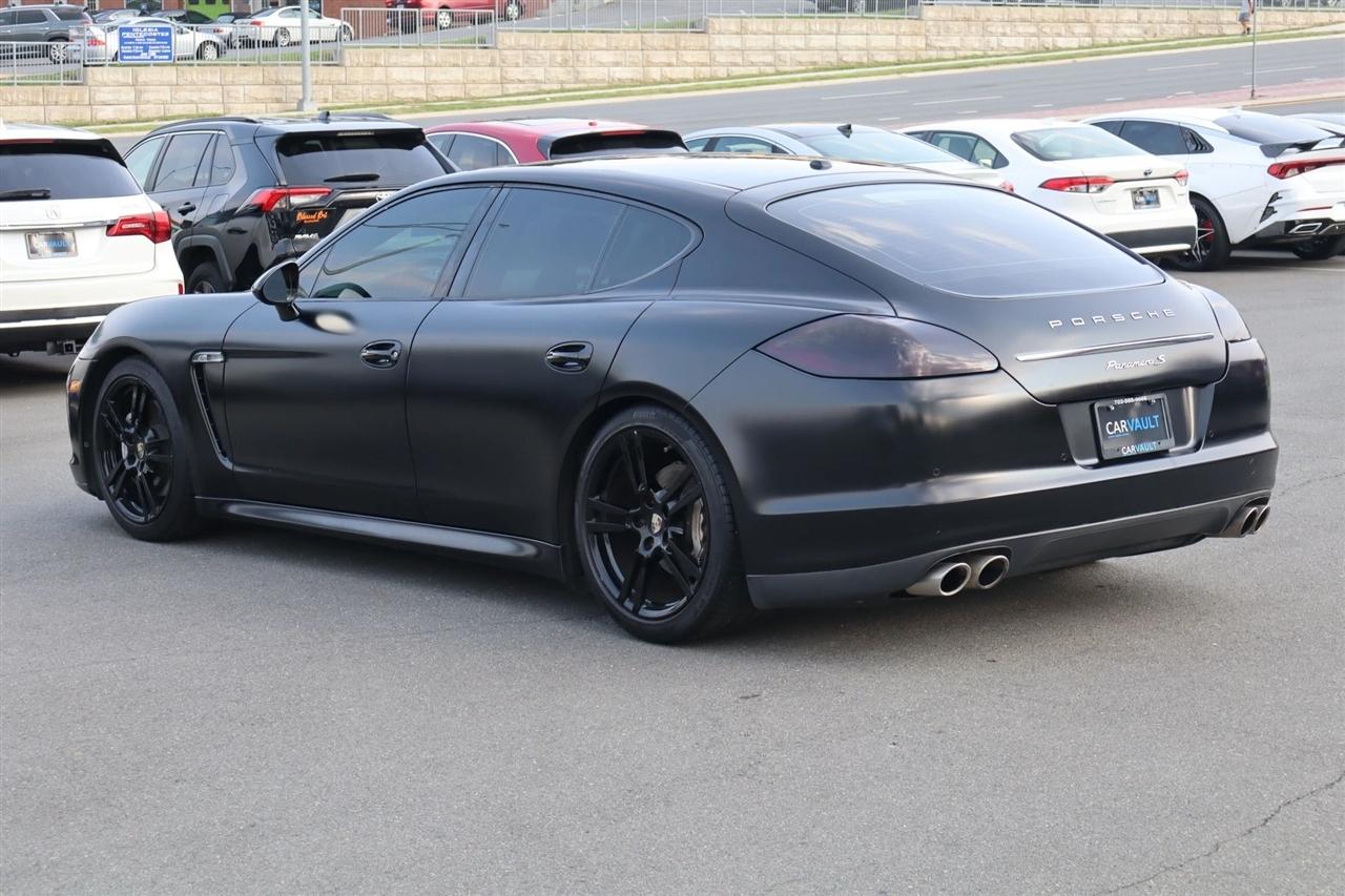Porsche Panamera S 2012