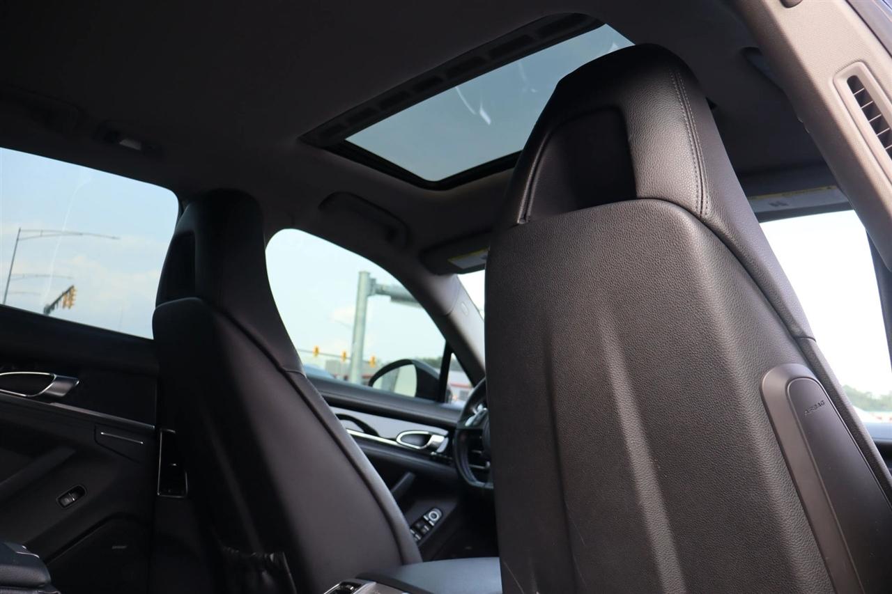Porsche Panamera S 2012