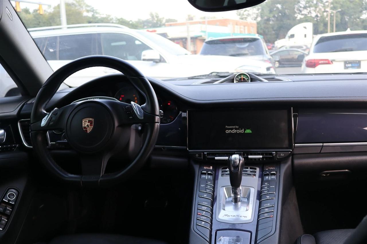 Porsche Panamera S 2012