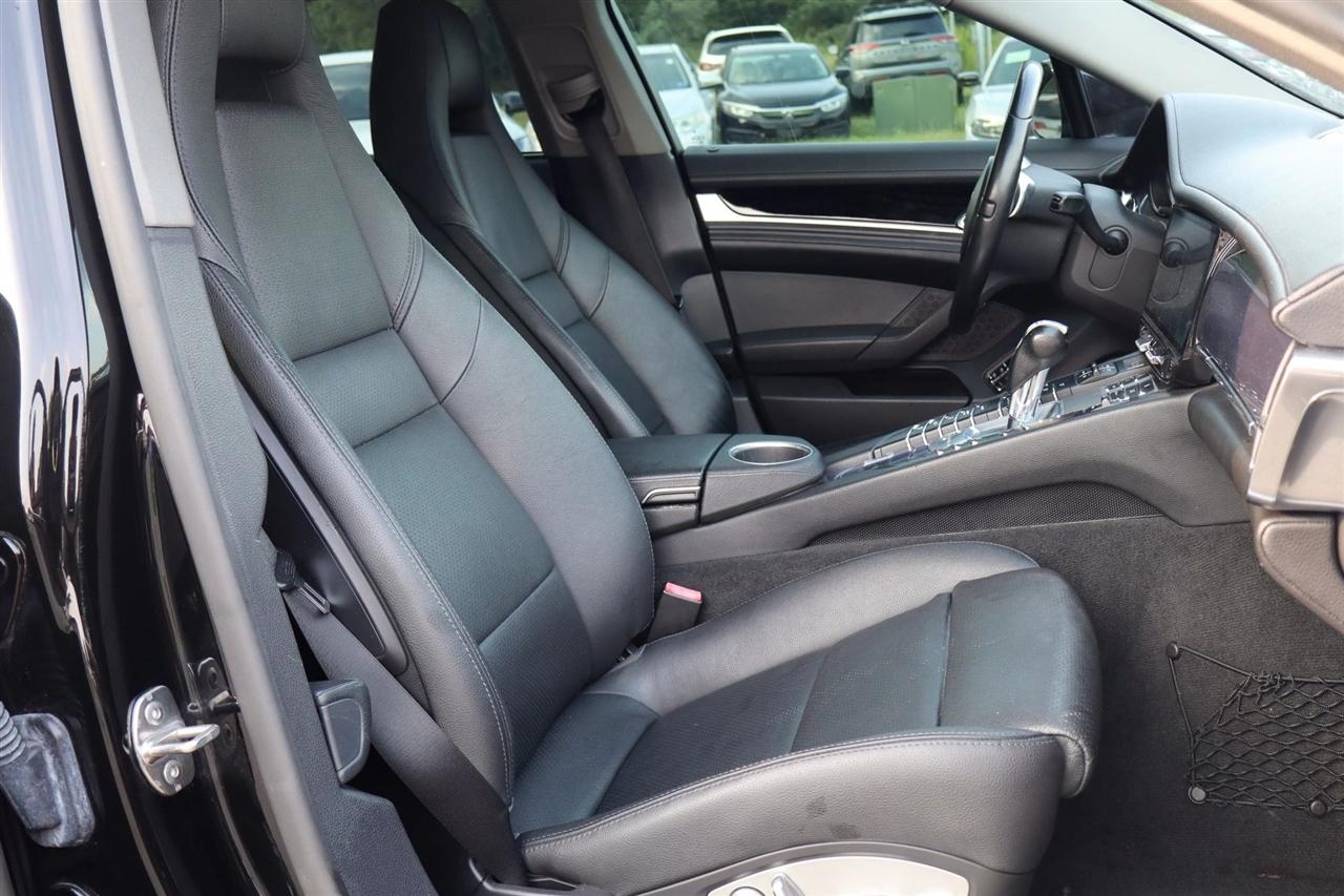 Porsche Panamera S 2012