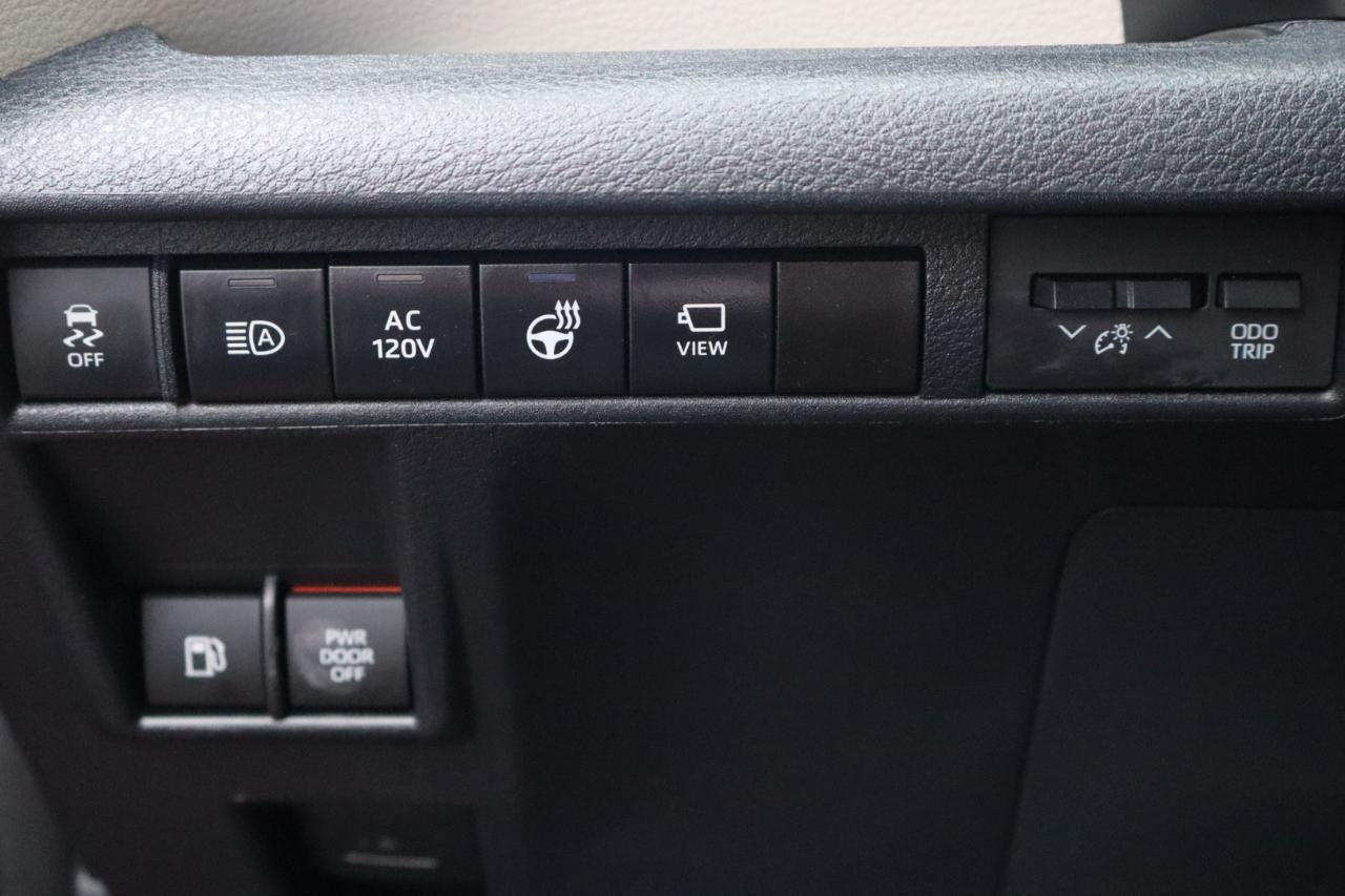 Toyota Sienna Platinum 7-Passenger AWD 2022