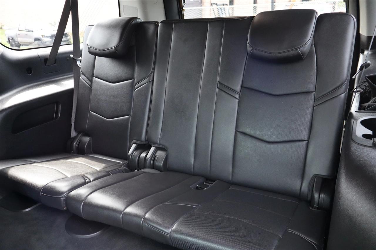 Cadillac Escalade ESV Luxury 4WD 2018
