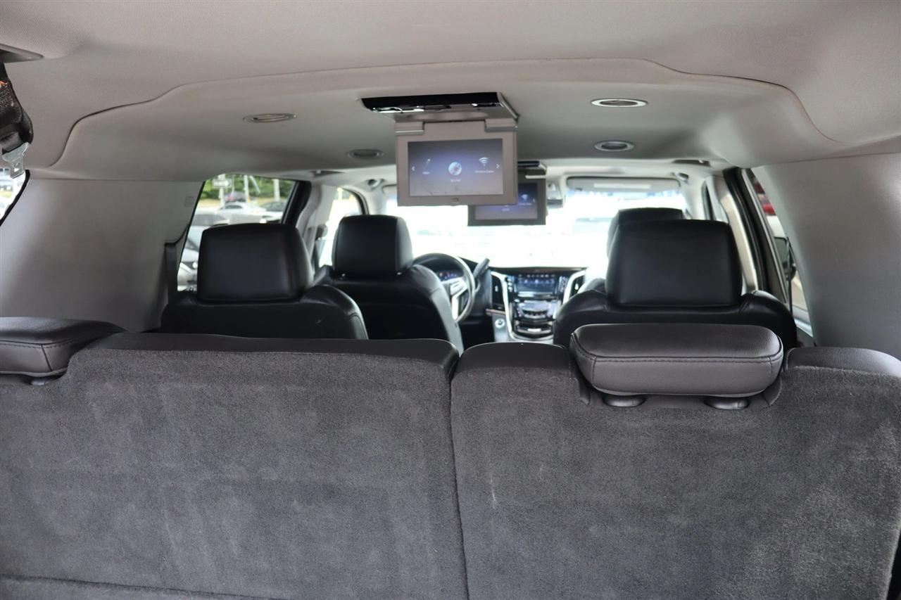 Cadillac Escalade ESV Luxury 4WD 2018