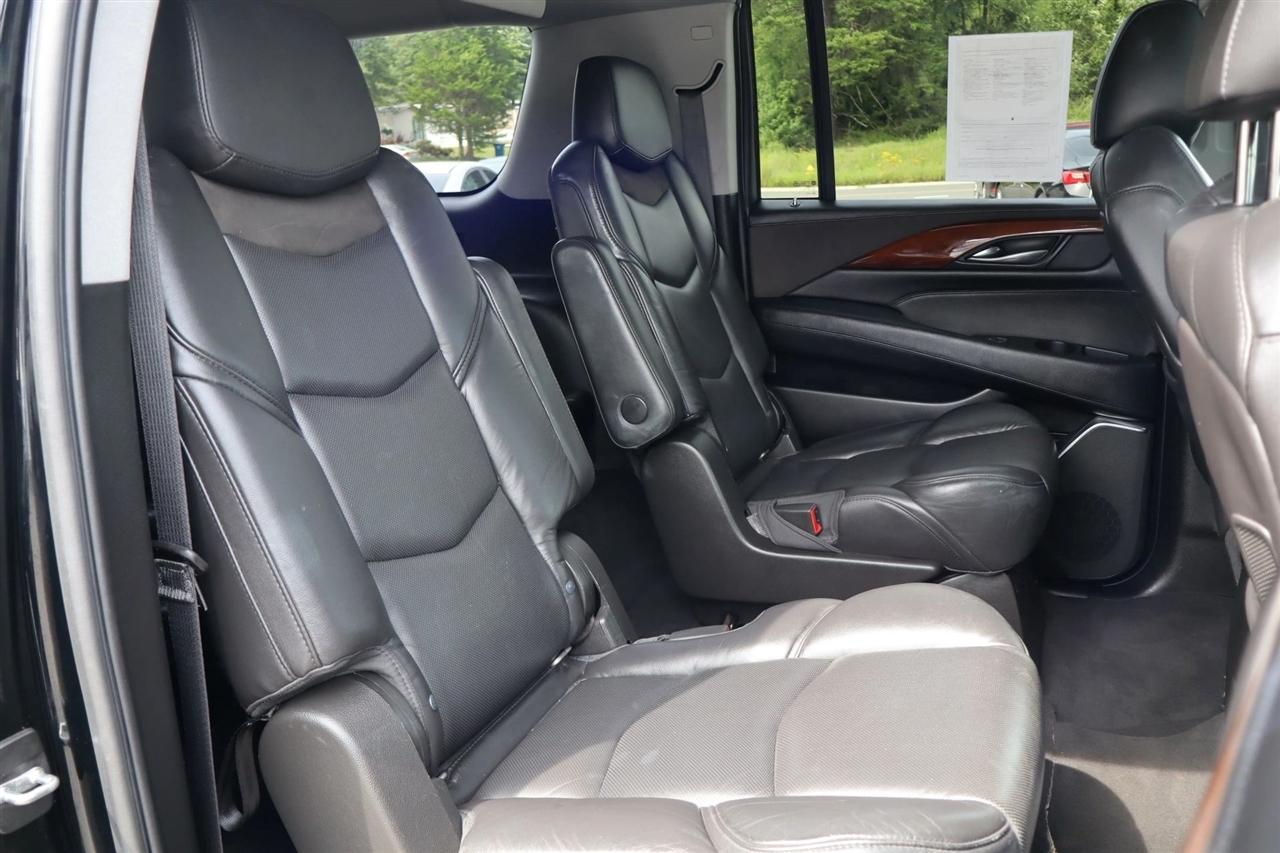 Cadillac Escalade ESV Luxury 4WD 2018