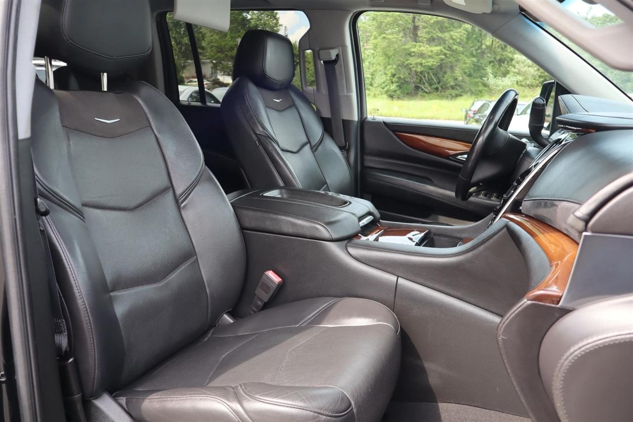 Cadillac Escalade ESV Luxury 4WD 2018