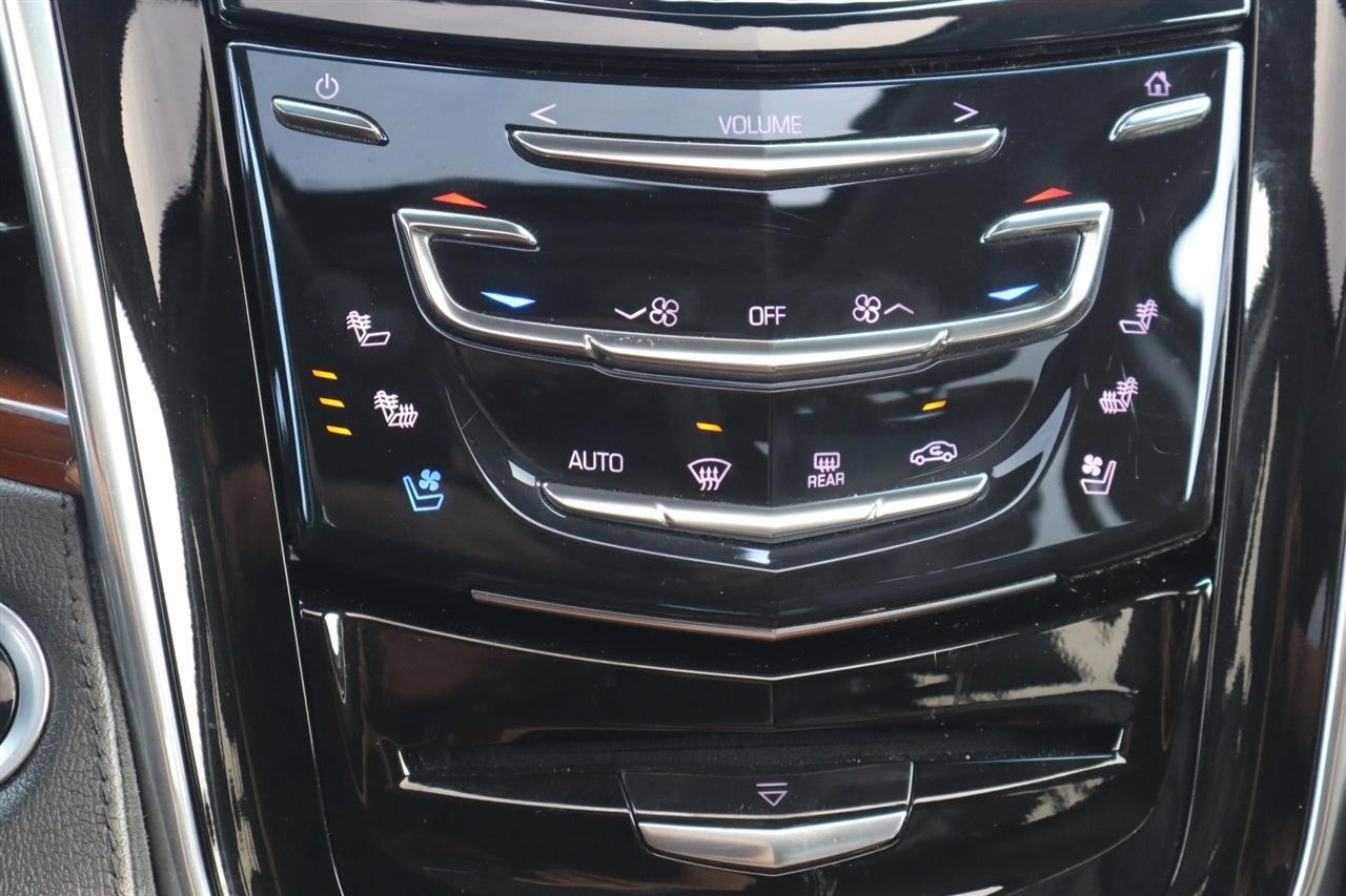 Cadillac Escalade ESV Luxury 4WD 2018