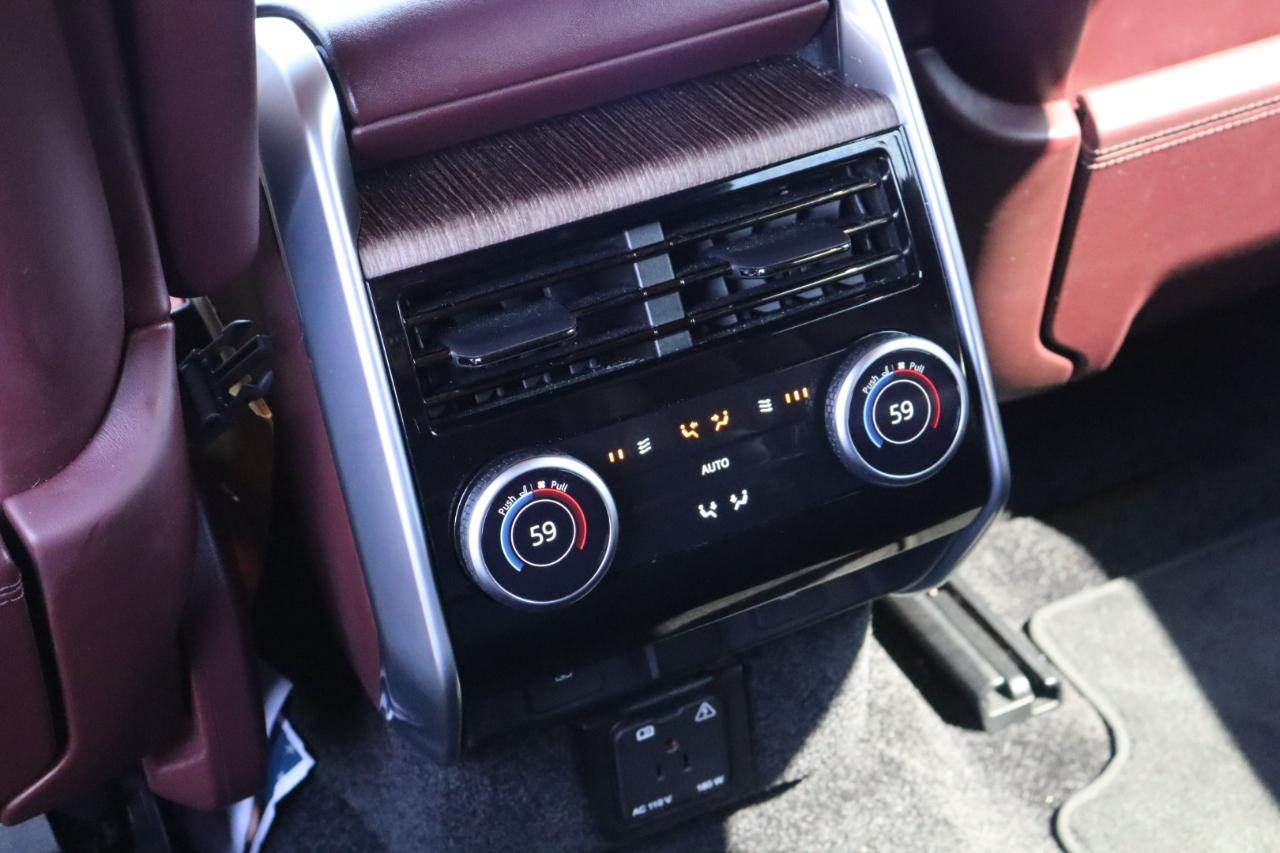 Land Rover Range Rover SE SWB 5 2024