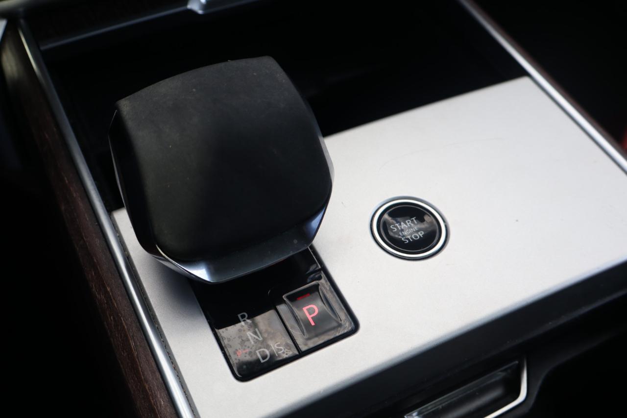 Land Rover Range Rover SE SWB 5 2024