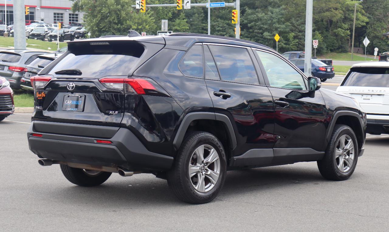 Toyota RAV4 XLE 2023