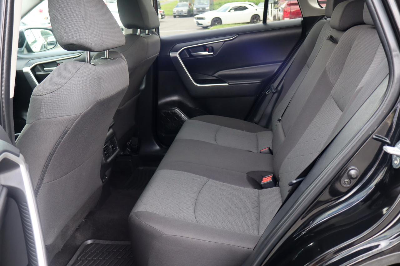 Toyota RAV4 XLE 2023