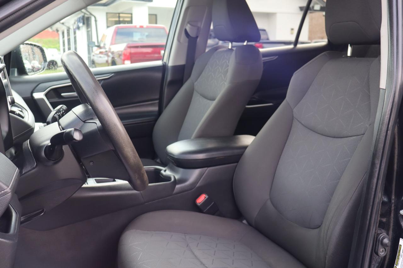 Toyota RAV4 XLE 2023