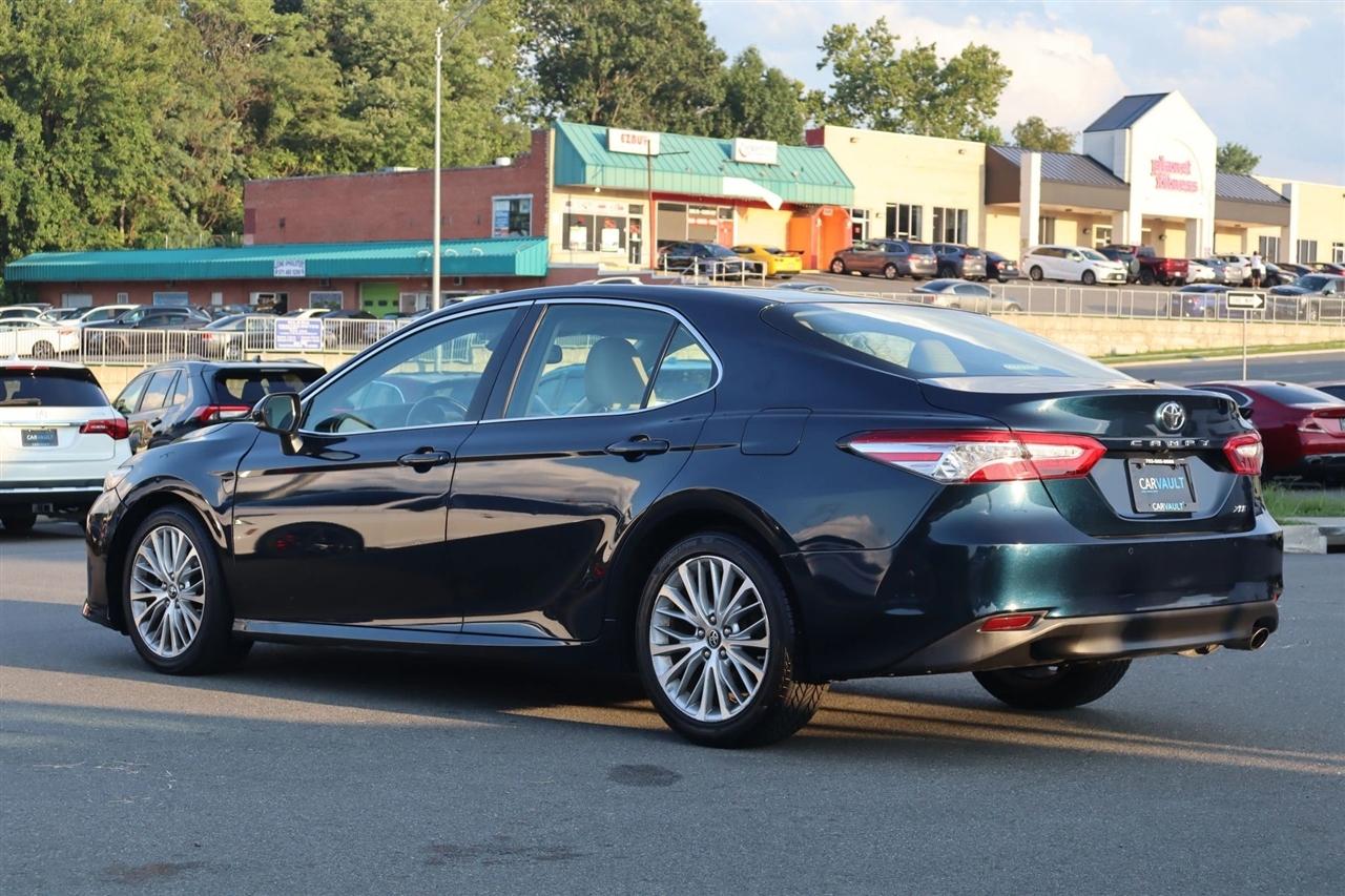 Toyota Camry XLE 4D Sedan 2018