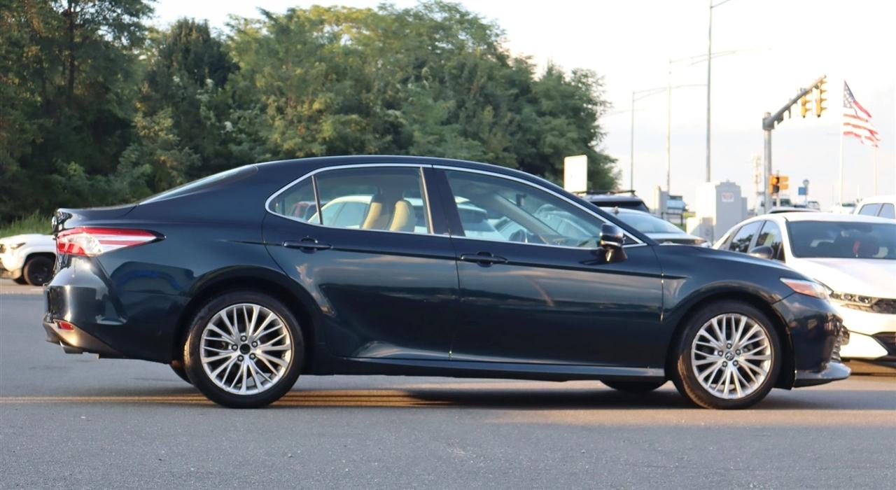 Toyota Camry XLE 4D Sedan 2018