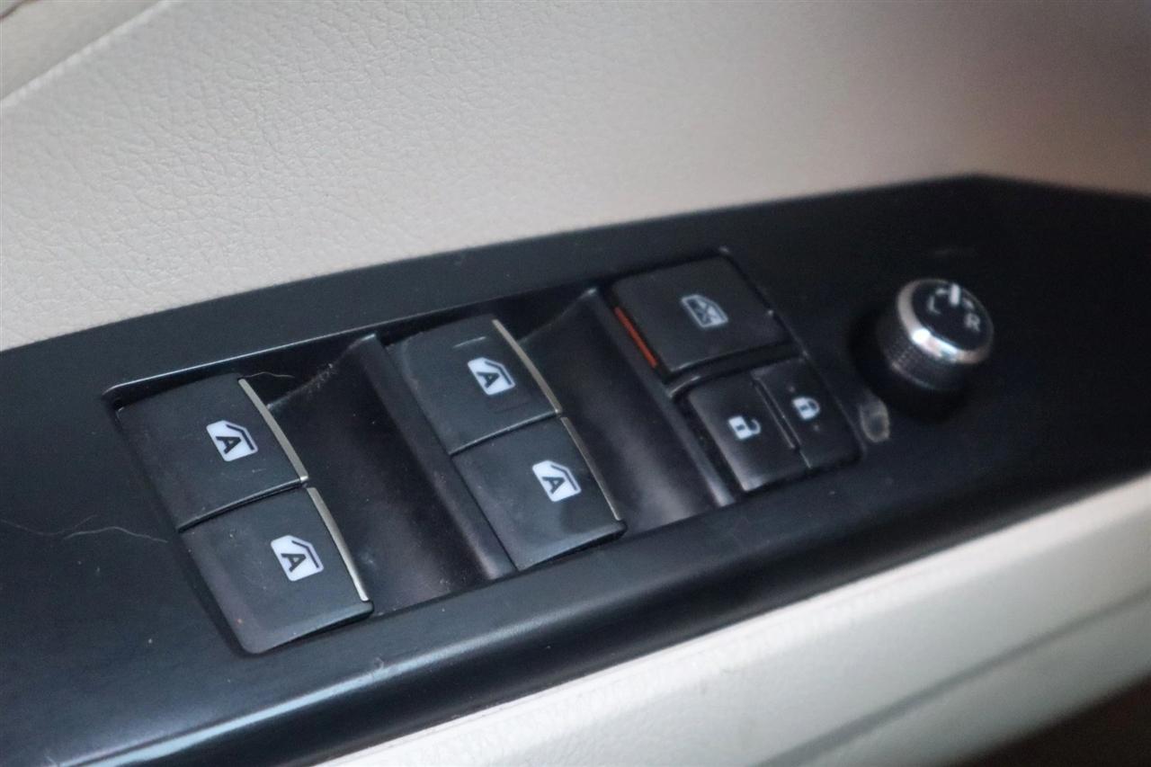 Toyota Camry XLE 4D Sedan 2018