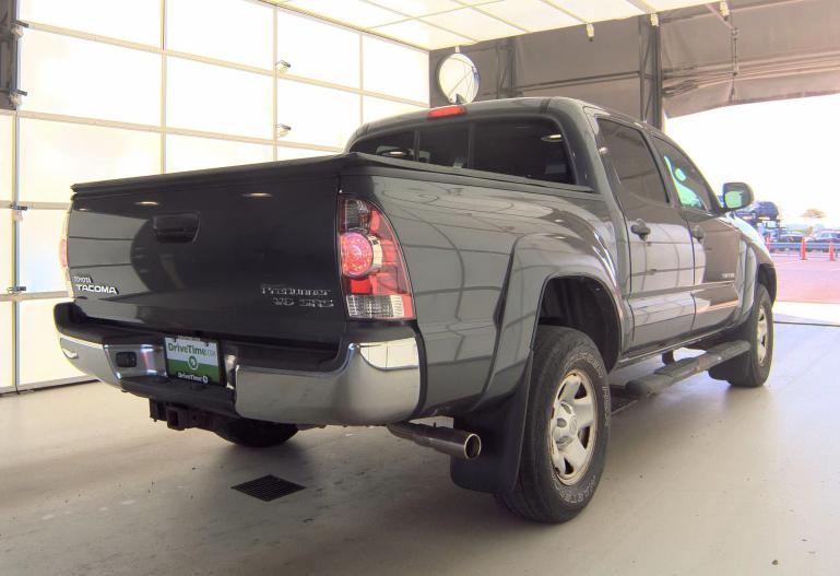Toyota Tacoma PreRunner Double Cab V6 5AT 2WD 2015